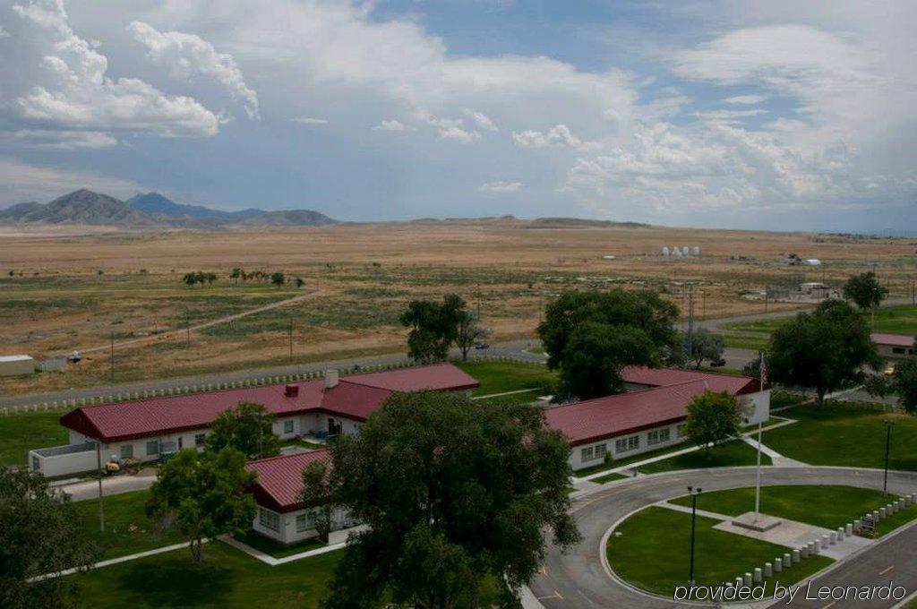 Holiday Inn Express Hotel & Suites Tooele By Ihg Exterior foto