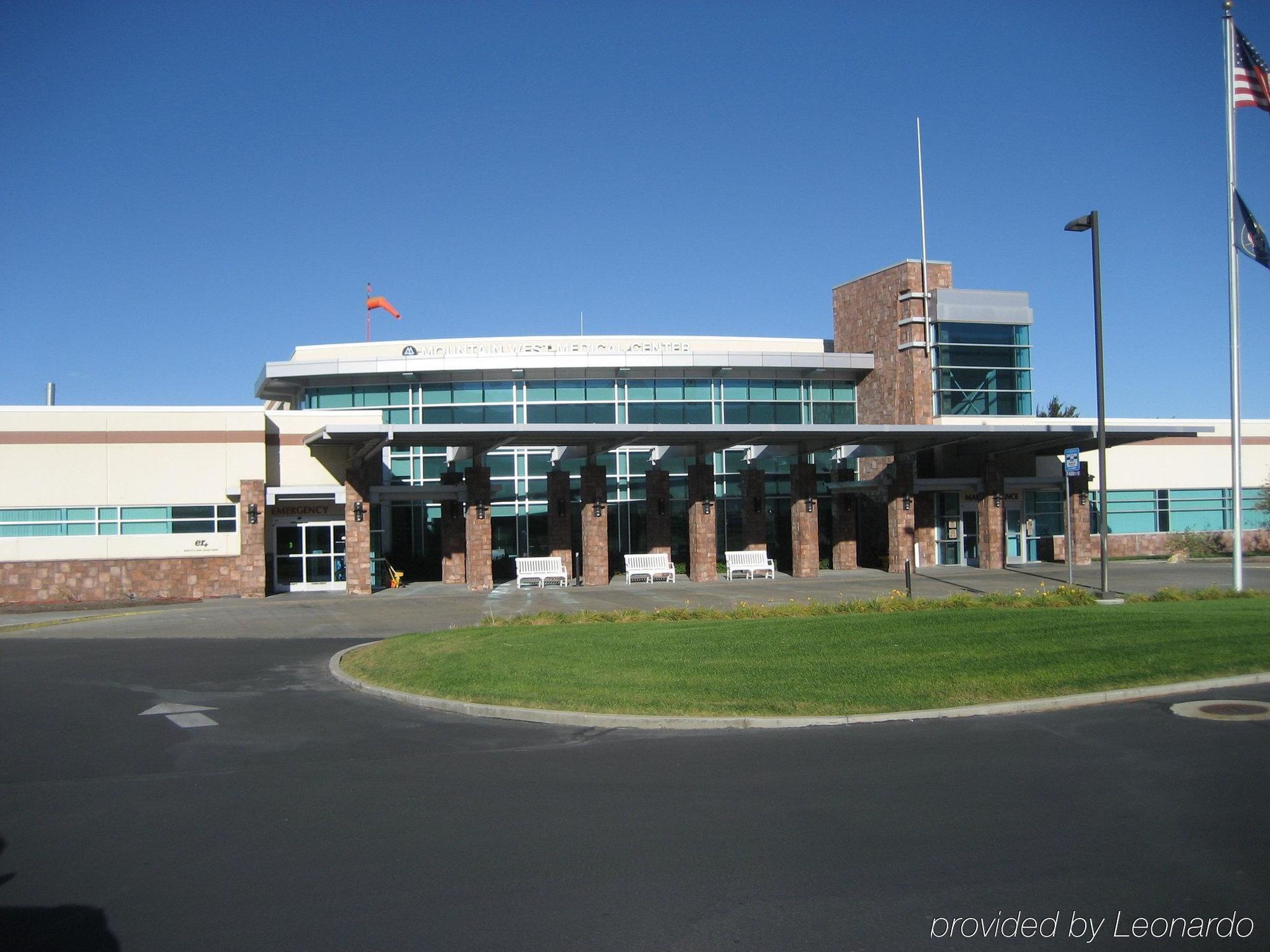 Holiday Inn Express Hotel & Suites Tooele By Ihg Exterior foto